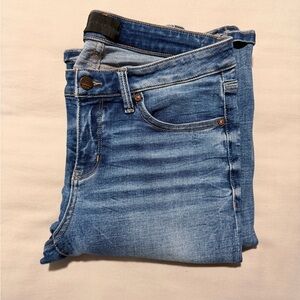 Gently worn - Women’s Buckle Black Ft 53 Jeans